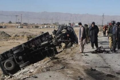 बलूचिस्तान में स्कूल बस पर आत्मघाती हमला