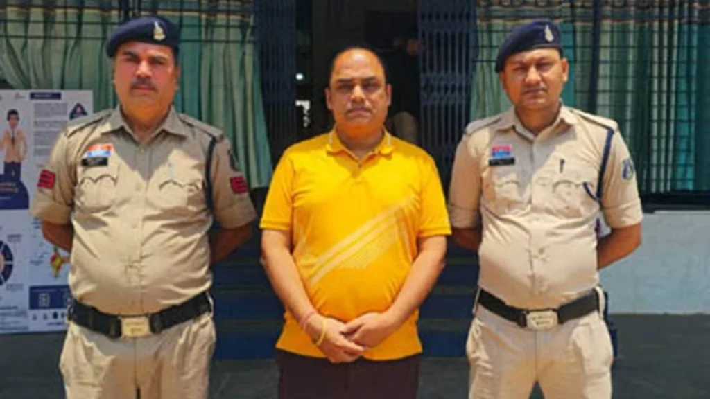 बिलासपुर में प्रोफेसर को मिली बेल