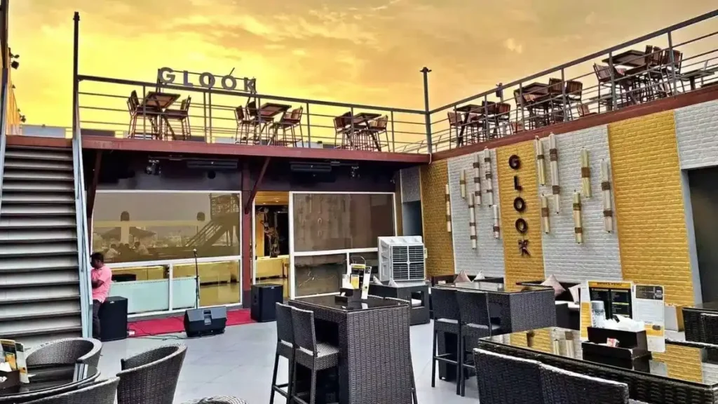 सभी रूफटॉप रेस्तरां बंद