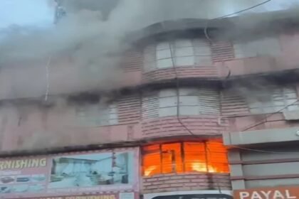 रांची के ऑर्फनगंज मार्केट में भीषण आग