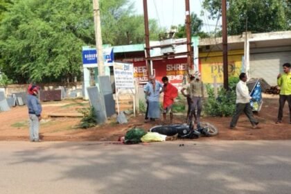 Tragic road accident on Gandai-Kawardha main road