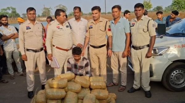 Big action in Bemetara: Ganja worth lakhs of rupees seized, accused arrested