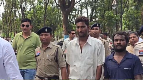 Raigarh: A procession of those who blackened Ambedkar's statue was taken out