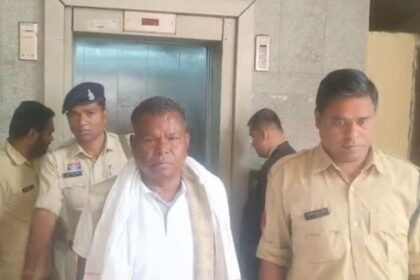 Raipur Breaking: EOW presented 4th supplementary challan of Kawasi Lakhma in the court