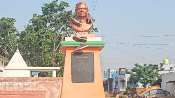 Insult of Atal statue, shameful act of anti-social elements in village Aveli