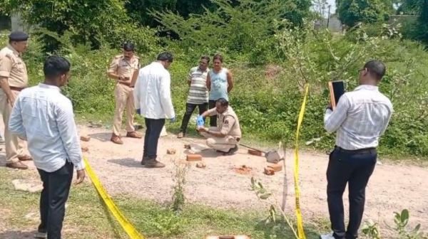 A youth was stabbed to death in Dhamtari over a dispute regarding bursting firecrackers