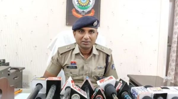 The drama of Gangrel drowning turned out to be false, 'missing' youth Hemant Chandravanshi found from Delhi