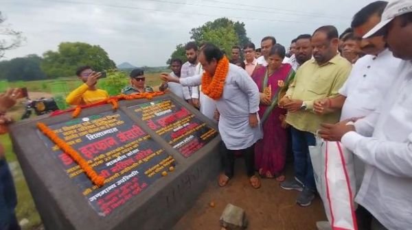 Hemant Soren is the biggest tribal leader in the world: Minister Irfan Ansari