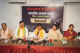 BJP's press conference: OP Choudhary and MP Kamlesh Jangde were present
