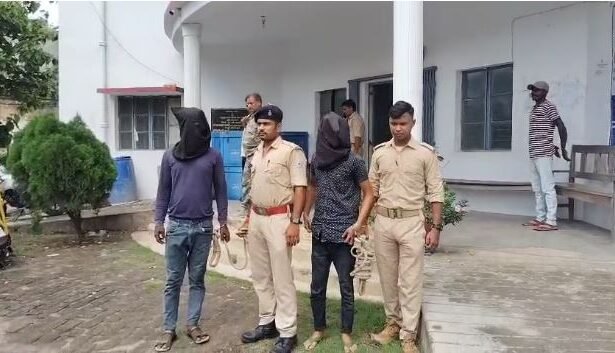 Madhupur: Two warrants absconding in robbery and snatching cases arrested, sent to jail