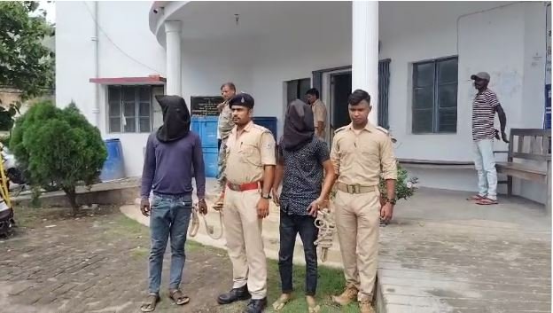 Madhupur: Two warrants absconding in robbery and snatching cases arrested, sent to jail