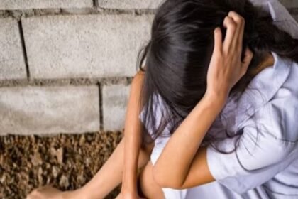 आगरा छेड़छाड़ खबर