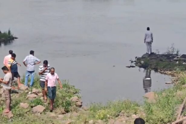 दामोदर नदी में पांच छात्रों का डूबना