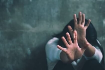 लॉ छात्रा से गैंगरेप