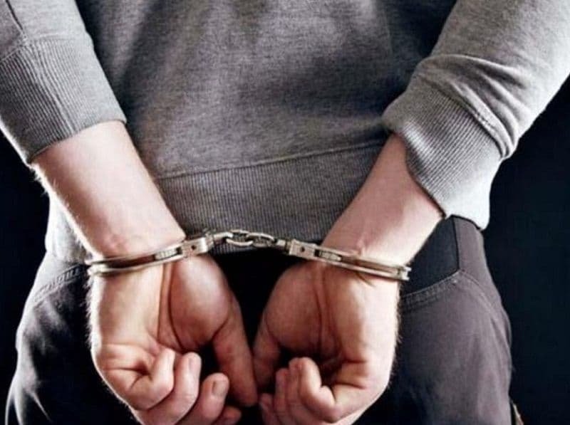 सरायकेला में रिश्वत लेते राजस्व कर्मचारी गिरफ्तार