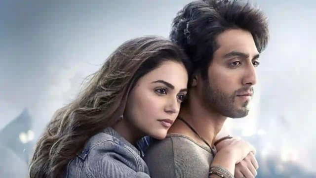 अहान पांडे की डेब्यू फिल्म 'सैंयारा' ने पहले ही दिन रचा इतिहास