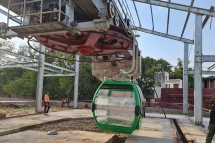 वाराणसी कैंट स्टेशन पर बनेगा एयरपोर्ट जैसा सर्विस कॉरिडोर, रोप-वे स्टेशन से सीधा कनेक्शन