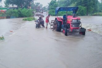 एमपी में भारी बारिश और बाढ़ का कहर: जबलपुर, बालाघाट समेत 13 जिलों में अलर्ट, IMD ने दी चेतावनी