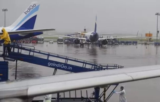 दिल्ली में भारी बारिश: एयर इंडिया, इंडिगो और स्पाइसजेट ने यात्रियों के लिए जारी की ट्रैवल एडवाइजरी