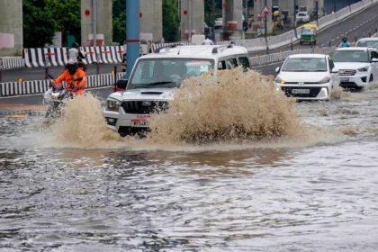 MP मानसून LIVE: भारी बारिश से कहर, कई जिलों में बाढ़ जैसे हालात