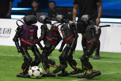 AI रोबोट फुटबॉल मैच
