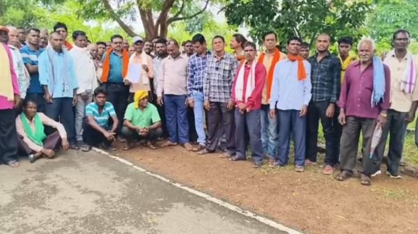 Villagers of Revati Navagaon demand removal of teacher Dinesh Sinha