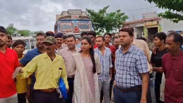 Impact of Swadesh News' report, Dharna ends after SDM's assurance