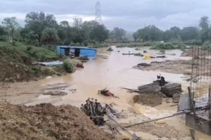 Katghora: Worker working on railway track swept away by strong current