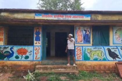 The condition of education system in the interior areas of Kanker: dilapidated school building