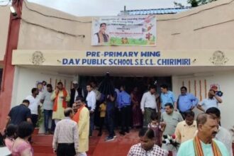 Chirmiri: Pre-primary classes of DAV School started in new building