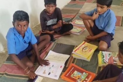 Questions raised again on education system in Balrampur!