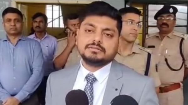 Dhanbad DC and SSP visited Nirsa area regarding Moharram