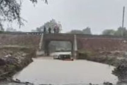 Katghora: Water filled in railway underbridge, Dipka-Purena road closed