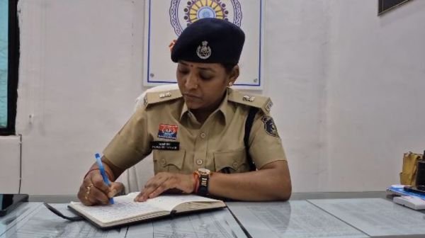 Durg: College operator duped of lakhs in the name of getting exam center