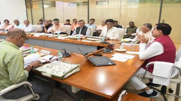 Courses focused on cyber and artificial intelligence should be started in Makhanlal Chaturvedi National Journalism University: Chief Minister Dr. Yadav