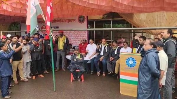 Impact of the national strike of trade unions in Dantewada