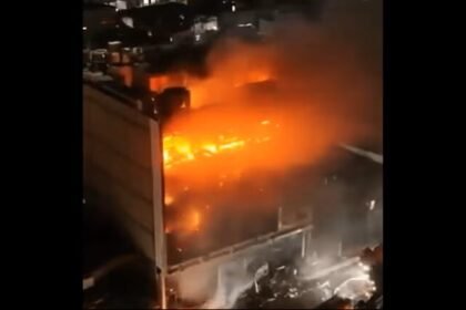 इराक के मॉल में लगी भीषण आग: 50 की मौत की आशंका, मंजर देख कांप उठेगी रूह