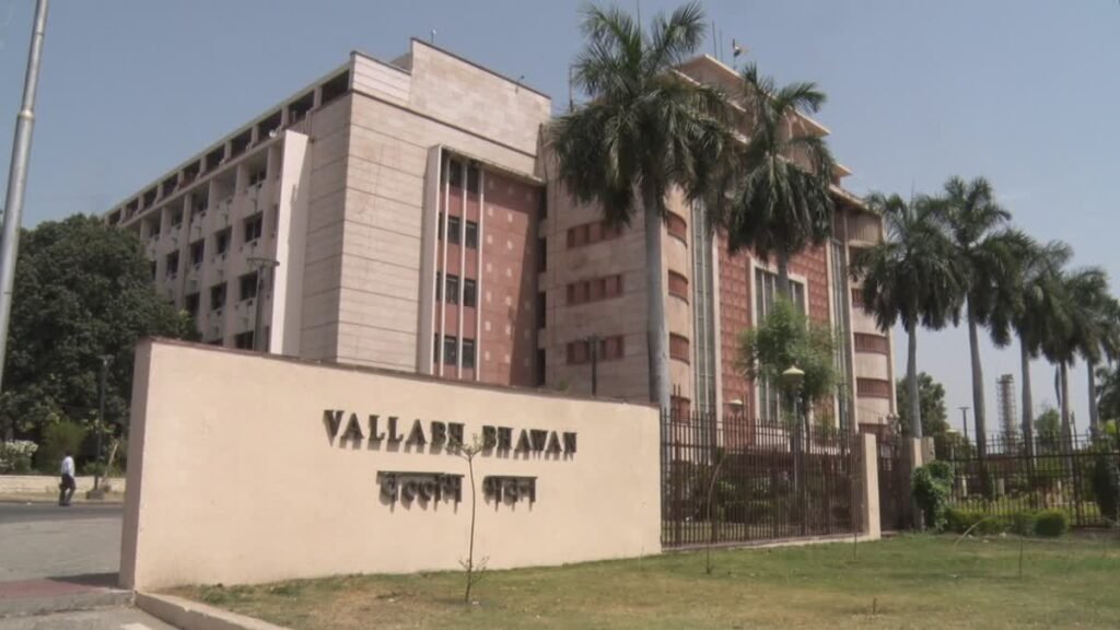 MP में प्रशासनिक बदलाव