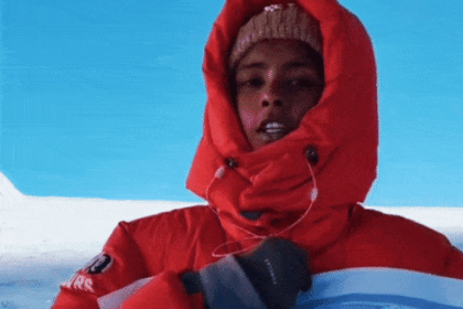 मैहर की बेटी अंजना सिंह ने माउंट एल्ब्रस की चोटी पर लहराया तिरंगा