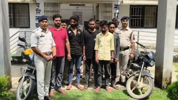 Major action on animal smuggling in Balrampur, 5 arrested