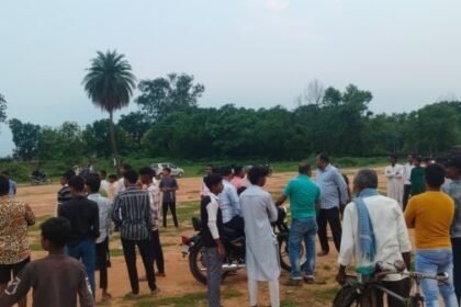 Dangerous driving in Mission Ground, Giridih