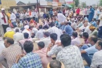 Balod: Big agitation of traders in Doundi block, market closed and sit-in