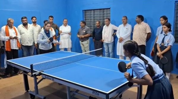 Table tennis started in Devarbija of Bemetara