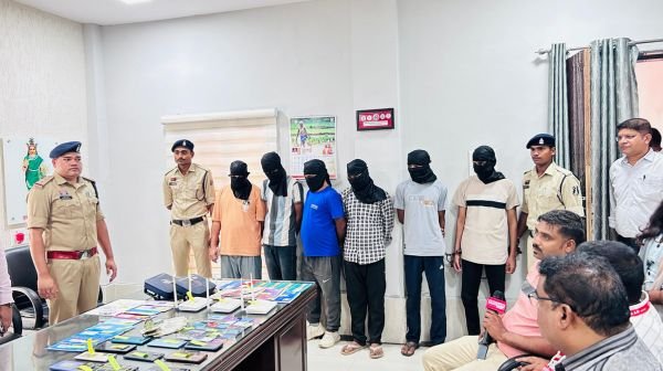 Khairagarh: Shiva Book online betting racket busted in Nagpur, 6 arrested