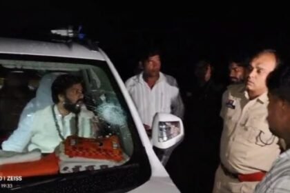 Bemetara: Stone pelting on Arang MLA Guru Khushwant Saheb's convoy