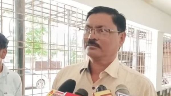 Big disclosure of high-tech cheating during engineer recruitment exam in Bilaspur