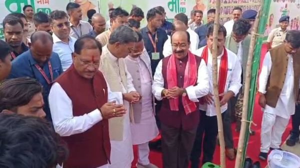 CM Vishnu Dev Sai planted a tree in the name of his mother in the new assembly building