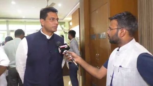 The first day of the monsoon session of Chhattisgarh Assembly was tumultuous