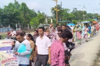 Contract workers strike: Rally in Raigarh for 10 point demands