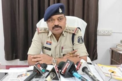 Dhamtari: A young man was stabbed and left bleeding in a minor dispute